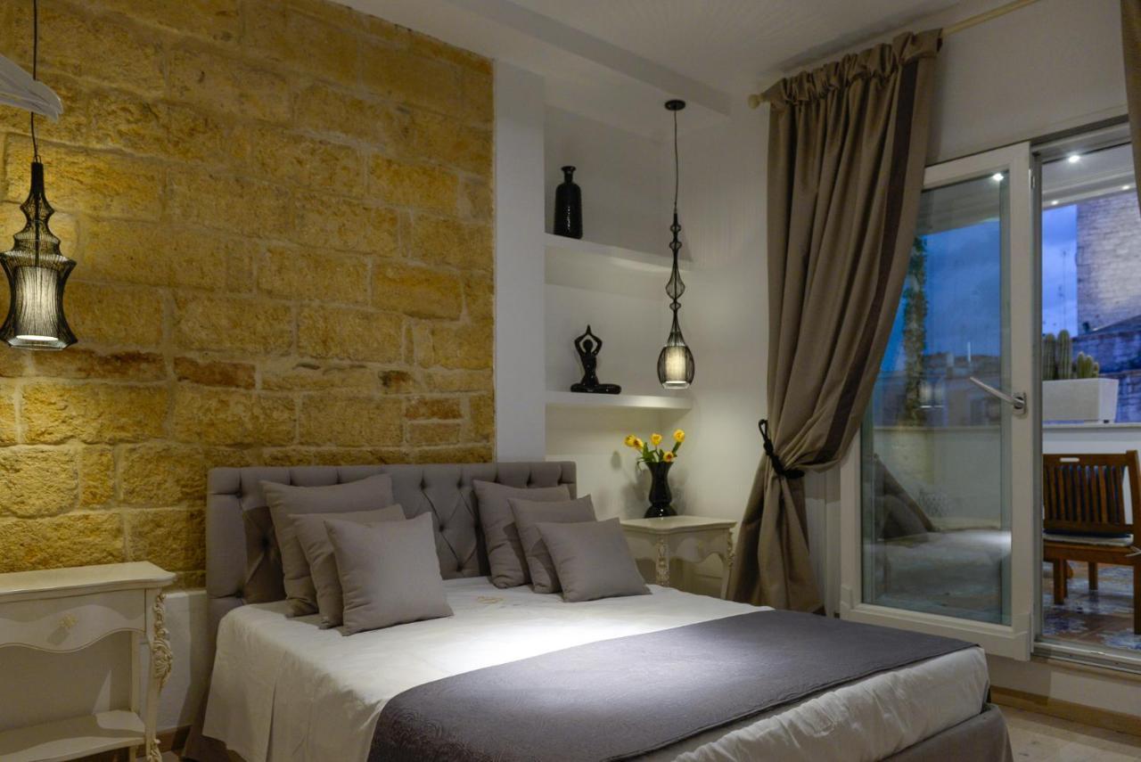 Mare Versus Luxury Suites Барлета Екстериор снимка