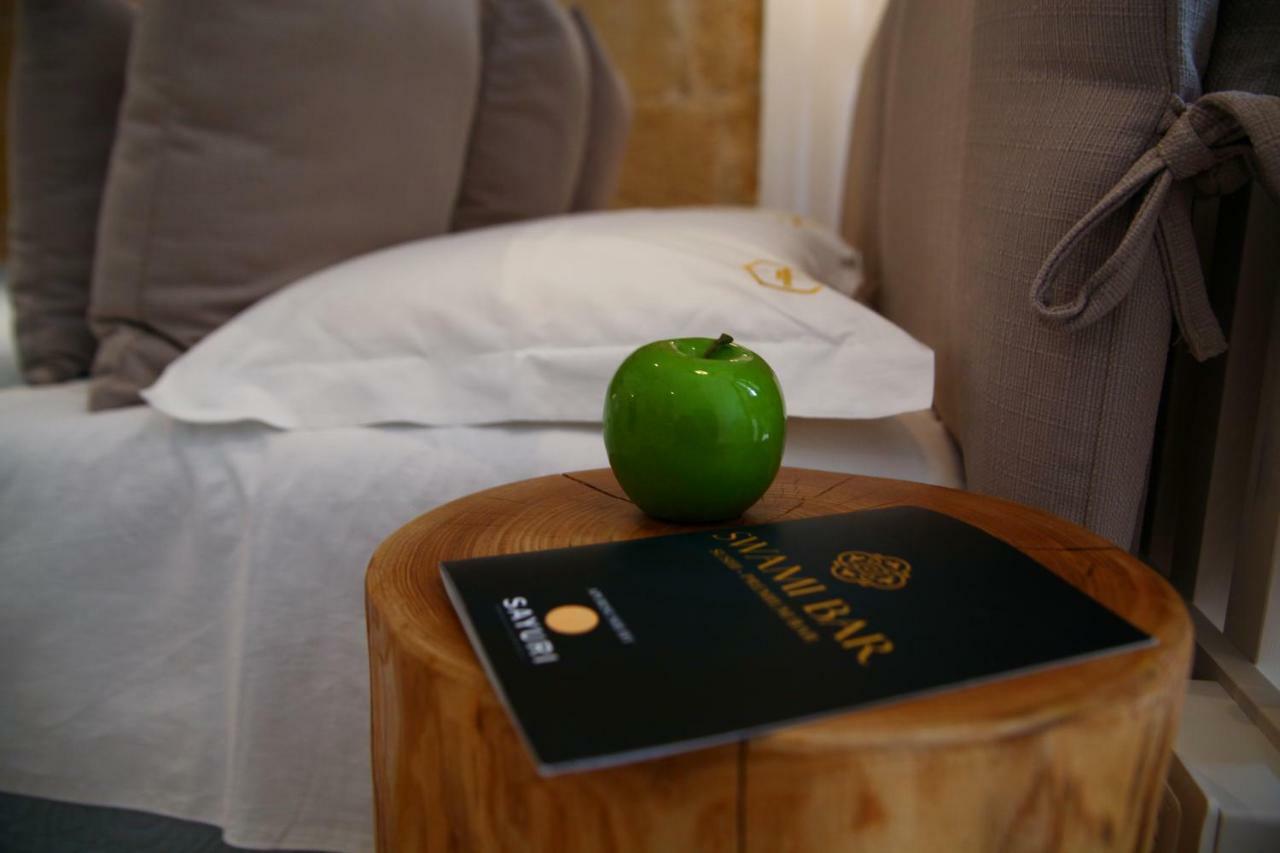Mare Versus Luxury Suites Барлета Екстериор снимка